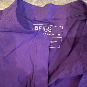 Purple Figs scrubs size Medium